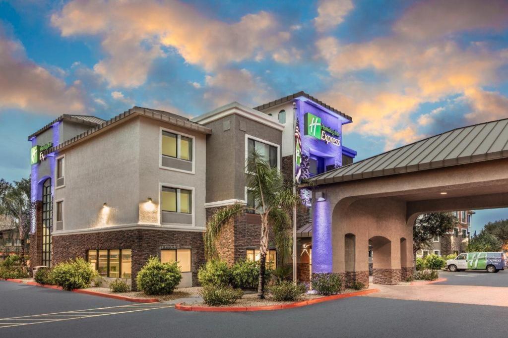 Sleep Inn & Suites Tempe Asu Campus Εξωτερικό φωτογραφία